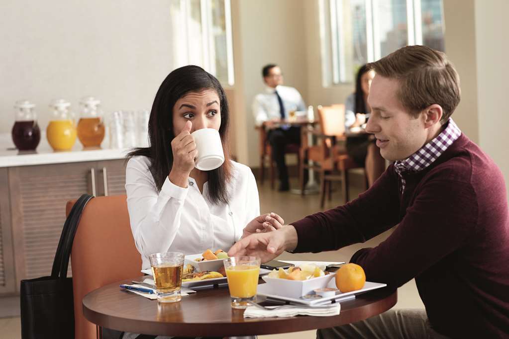 Отель Hyatt House Philadelphia/Plymouth Meeting East Norriton Ресторан фото